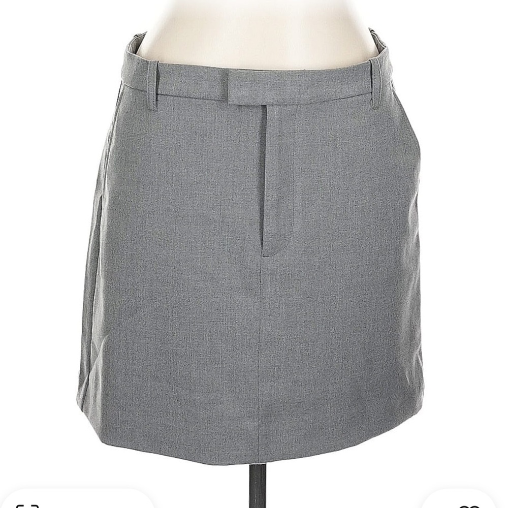 GAP Classic Gray Pencil Skirt